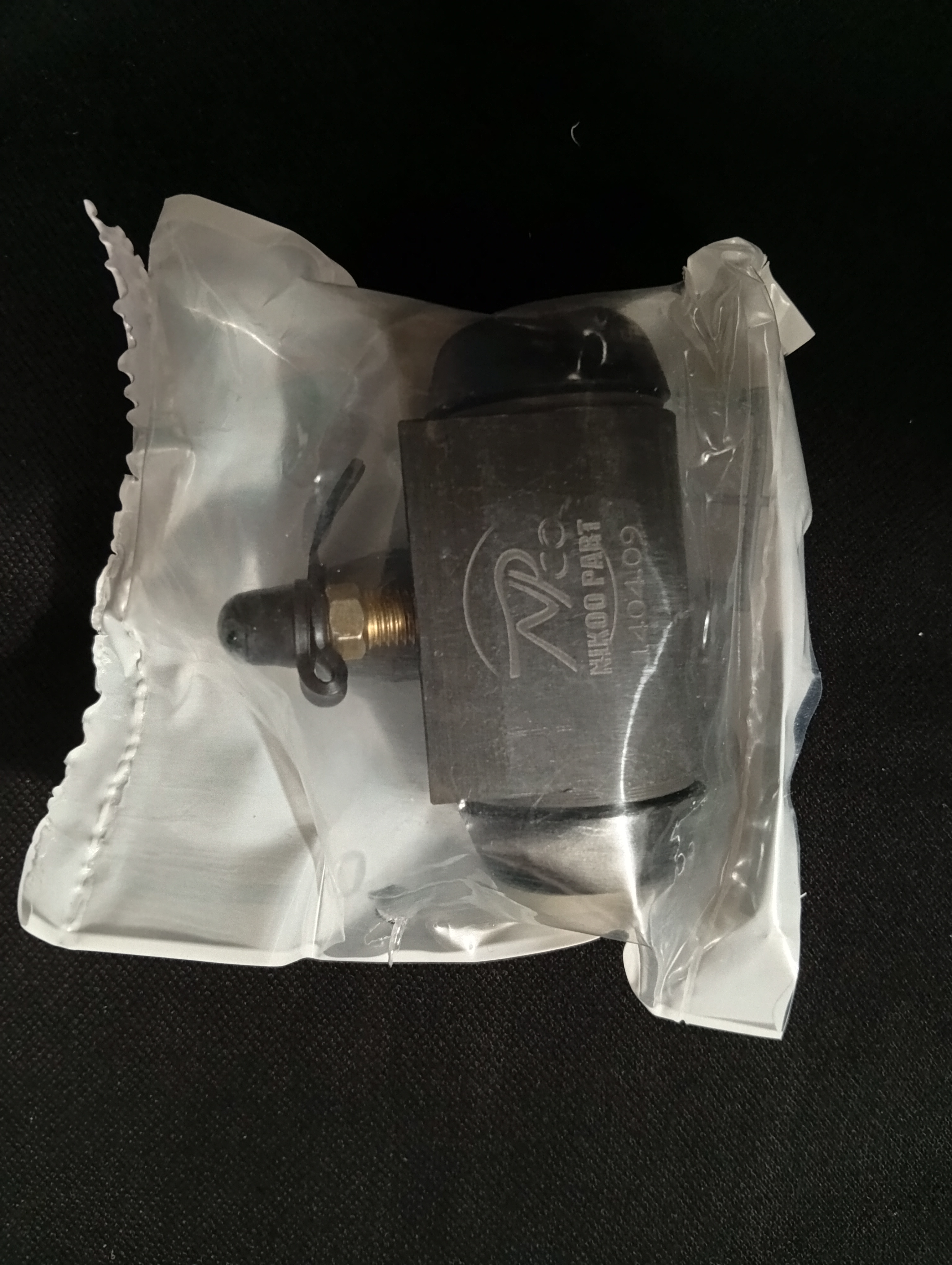 سیلندر (پمپ) ترمز چرخ عقب تندر ۹۰ (ال ۹۰) نیکو پارت - کد 82004484