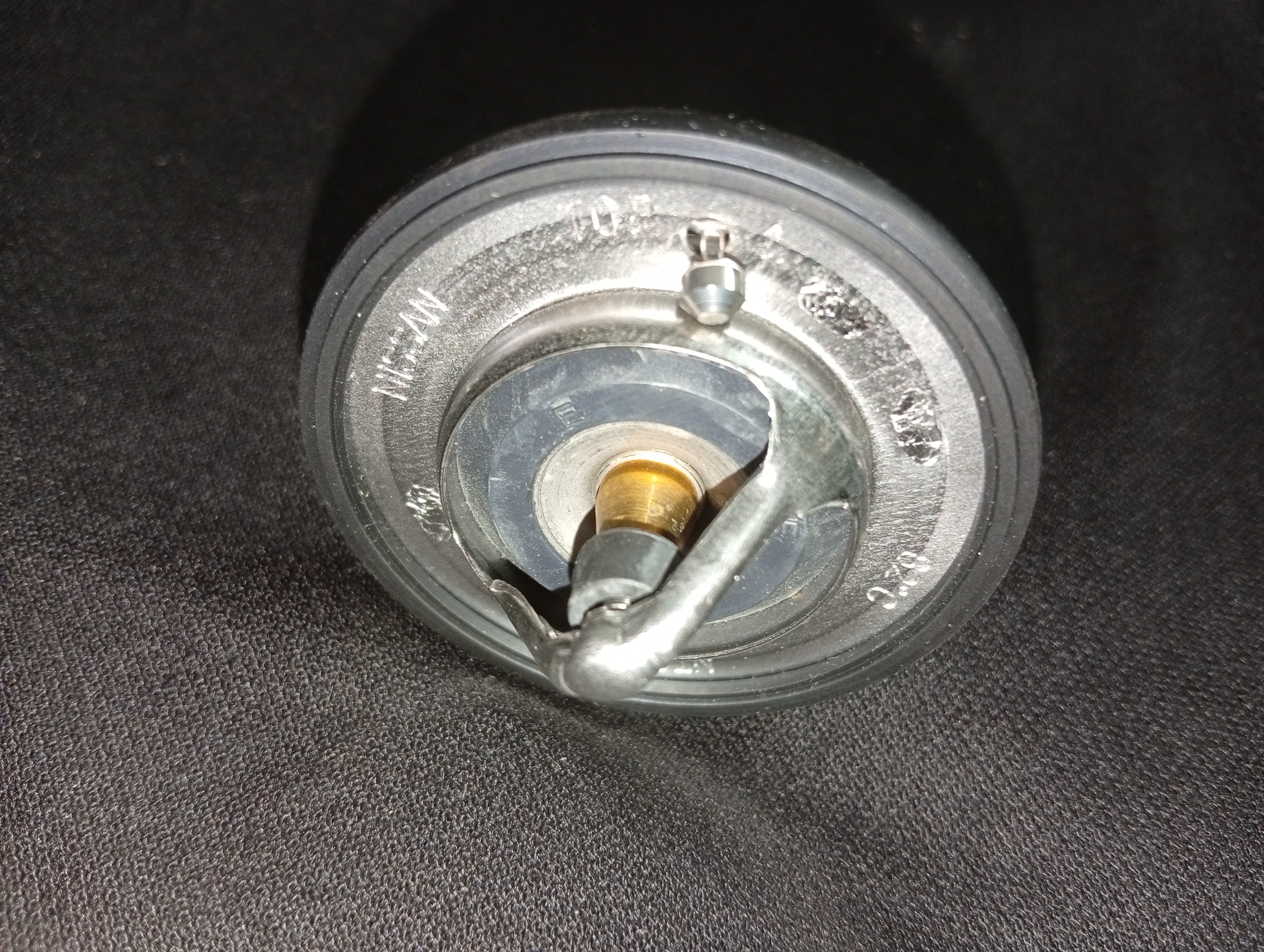 ترموستات ۸۲ درجه اصلی نیسان موتور (Nissan Genuine Parts) - وارداتی رمکس (REMEX)